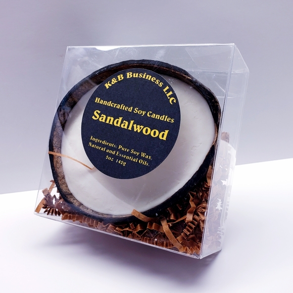 Hawaiian SANDALWOOD Soy Candle in Real Coconut Shell, Tropical Beach Theme, 5 oz - Picture 2 of 7